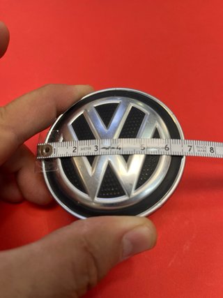 VW: Tapabujes Originales Golf, Tiguan, Caravelle.