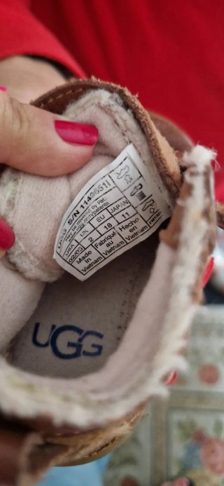 Botas UGG originales Bebé Talla 18 Marrones.