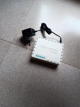 Router Mikrotik hEX lite RB750r2