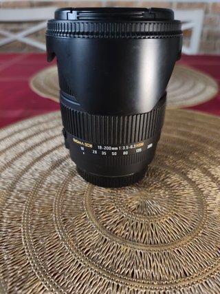 Canon EF-S Objetivo Sigma 18-200 optical stabilize