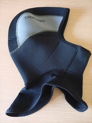 Maglia, guanti e cappuccio per immersioni
