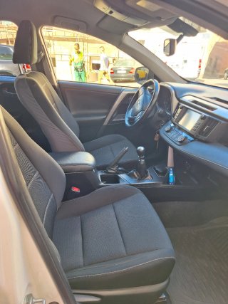 Toyota RAV4 2016