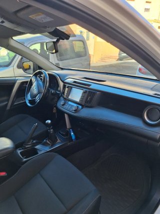 Toyota RAV4 2016