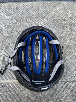 2 Cascos Specialized Infantiles