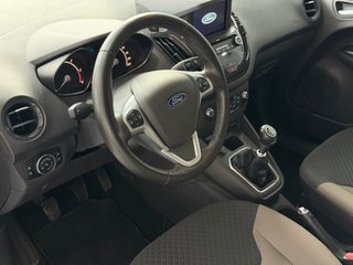 Ford Tourneo Courier 1.5 TDCi 74kW (100CV) Titanium