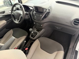 Ford Tourneo Courier 1.5 TDCi 74kW (100CV) Titanium