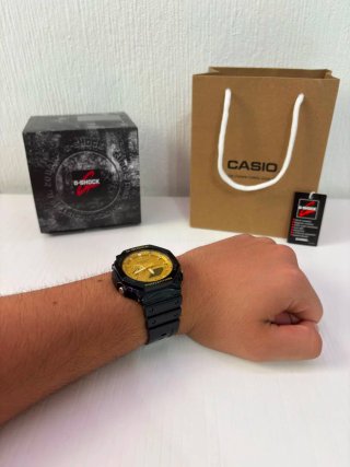 Reloj Casio G-Shock Negro/Dorado