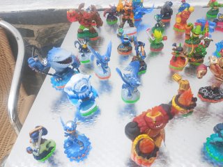Skylanders Spyro's Adventure - Figuras y Cartas