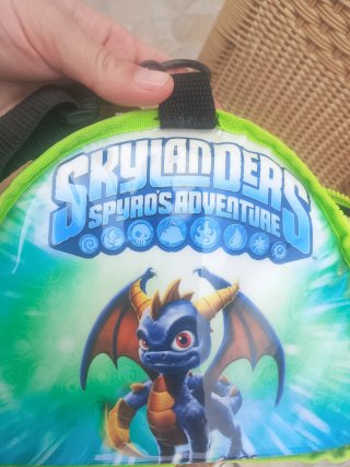Skylanders Spyro's Adventure - Figuras y Cartas