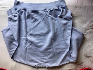 Sudadera Zara azul cielo Talla S