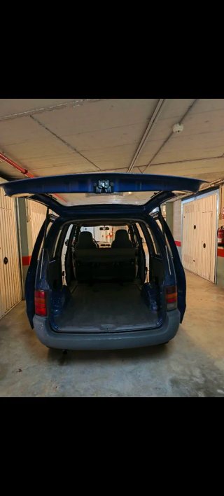 Nissan Serena 1994