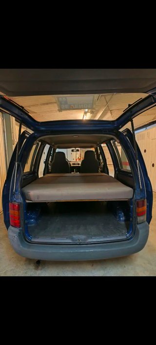 Nissan Serena 1994