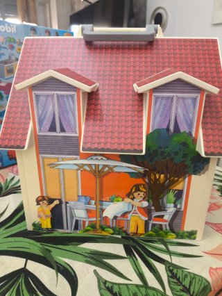 Lote Playmobil Casa 5167 y Granja 4897