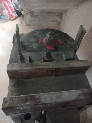 Tupi para molduras de madera