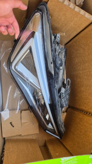 Faros Seat Leon KL 2021-2025