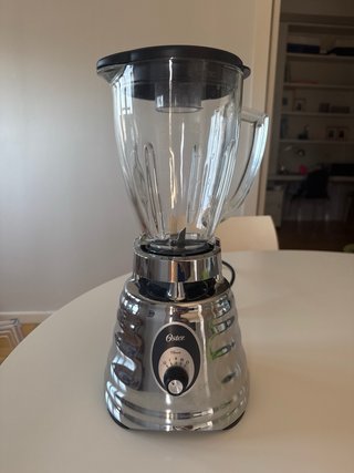 Batidora Oster Clásica Cromada