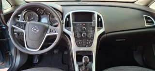 Opel Astra 2015