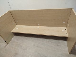 Escritorio con cajonera