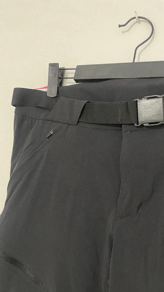Pantalón desmontable montaña y trekking MH500