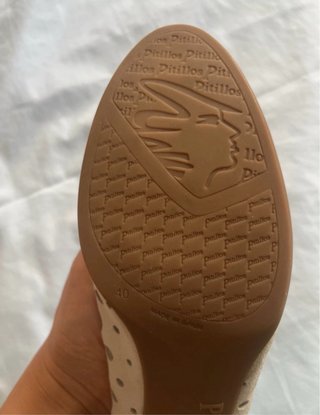 Zapatos Pitillos Beige y Marrón