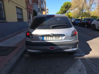 Peugeot 206 2002