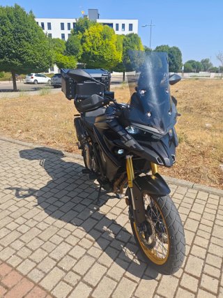 Voge 525 DSX Black Knight