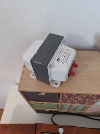 Máquina de coser ALFA