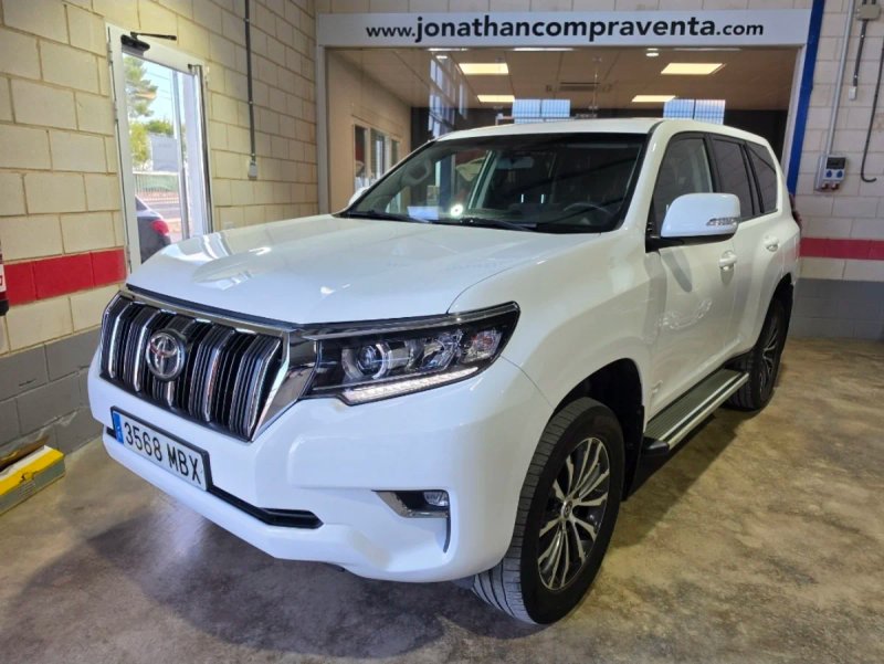 Toyota Land Cruiser 2022 - foto 1