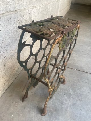Porta bottiglie cantinetta vino vintage ghisa