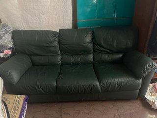 Divano in pelle verde