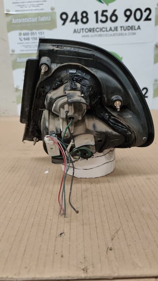 Piloto Trasero Izquierdo Nissan Almera N15