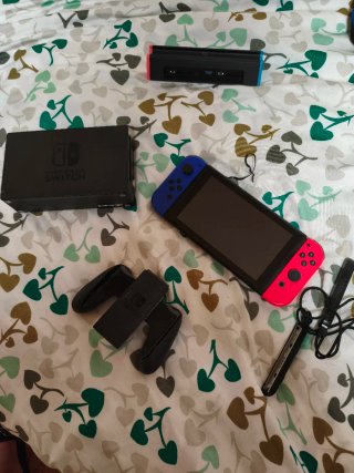 Nintendo Switch con accesorios