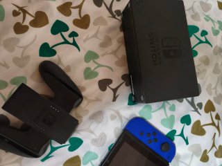 Nintendo Switch con accesorios