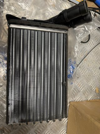 Radiador Calefacción BEHR 8FH 351 311-281