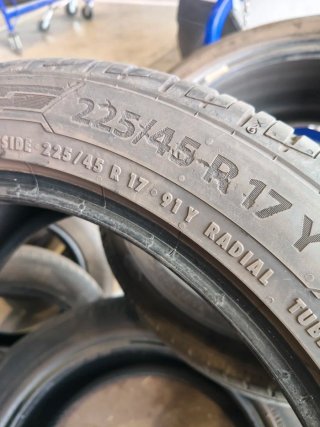 Neumáticos 225/45 R17