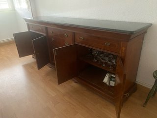 Aparador classico in legno di noce e marmo