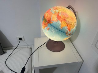 Globo terráqueo decorativo