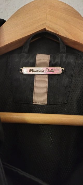 Gabardina Massimo Dutti Negra
