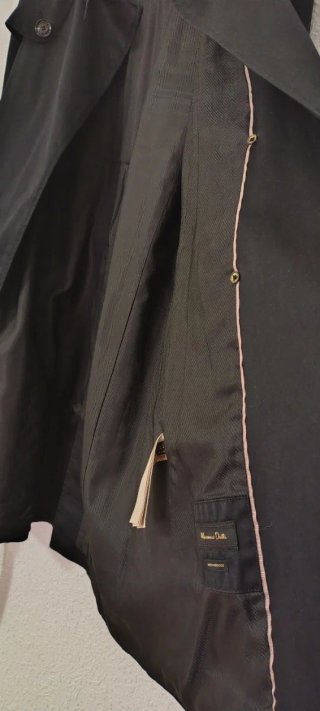Gabardina Massimo Dutti Negra
