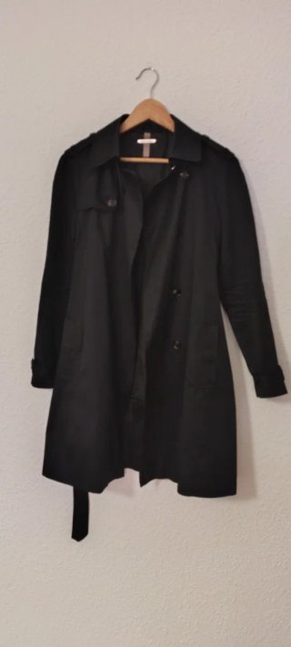 Gabardina Massimo Dutti Negra