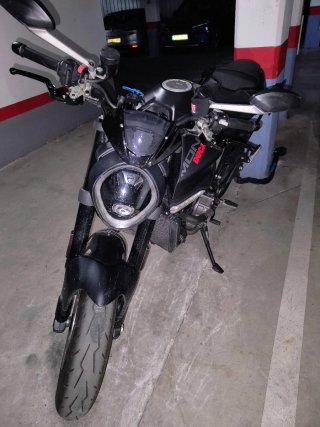Ducati Monster 937 A2 47/95cv 29.000km