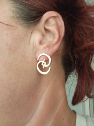 Pendientes Guess Dorados