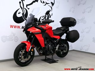 YAMAHA TRACER 9