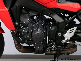YAMAHA TRACER 9