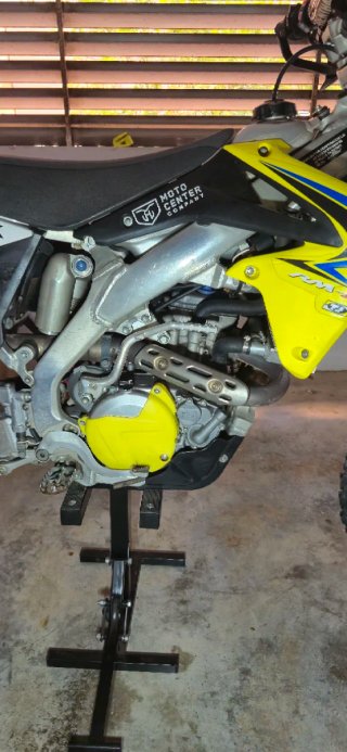 Suzuki RMZ 450 enduro