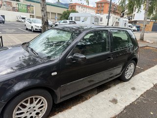 Volkswagen Golf Negro