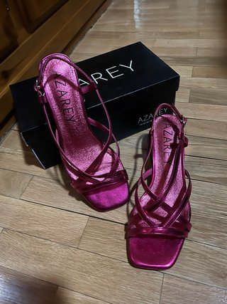 Sandalias Azarey Fucsia Talla 38.