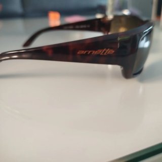 Occhiali da sole polarizzati da donna Arnette...