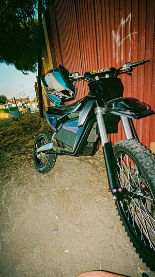 Moto Eléctrica Motocross Negra