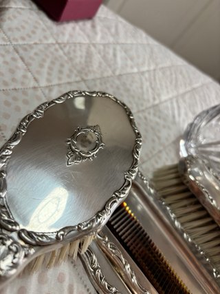 Elegant set di trucco in vetro e metallo